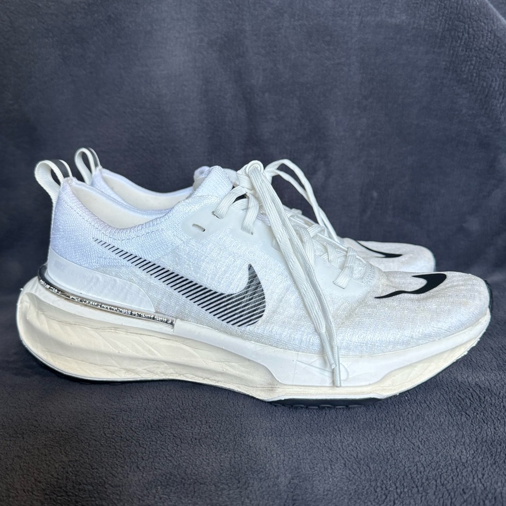 Nike Invincible 3- Women’s Road Running Shoes
